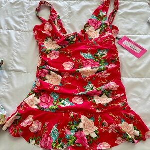 $128 NWT Betsey Johnson beautiful floral swimsuit bathing suit M